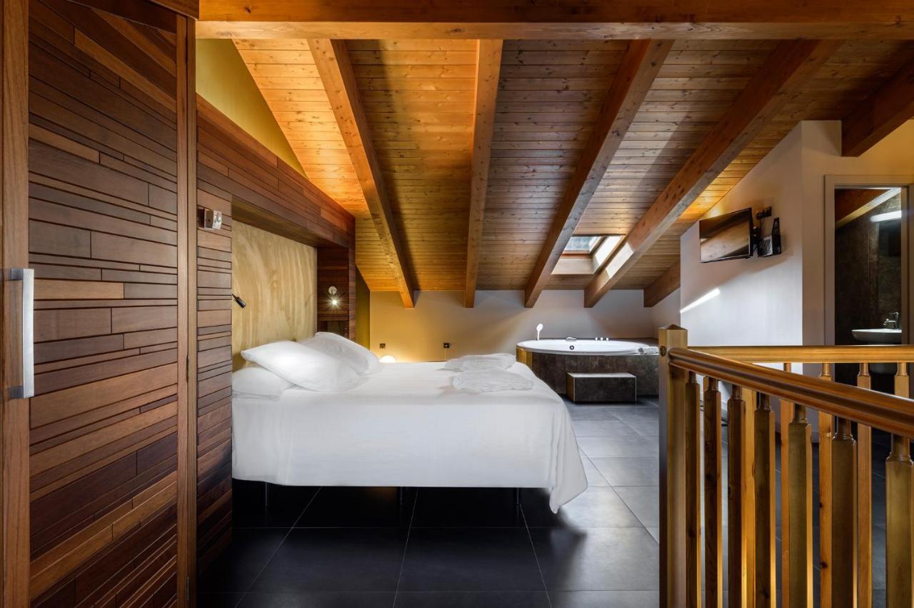 Hotel Spa Aguas De Los Mallos Murillo de Gállego Zewnętrze zdjęcie